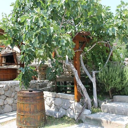 Apartments Isabela Baška Екстериор снимка