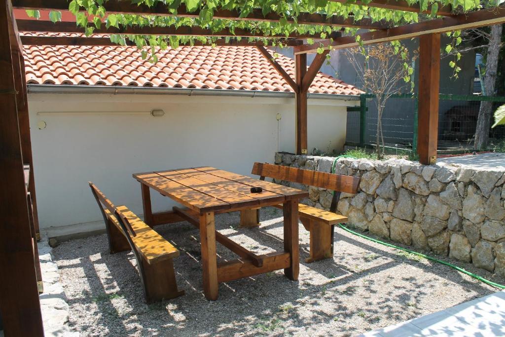 Apartments Isabela Baška Екстериор снимка